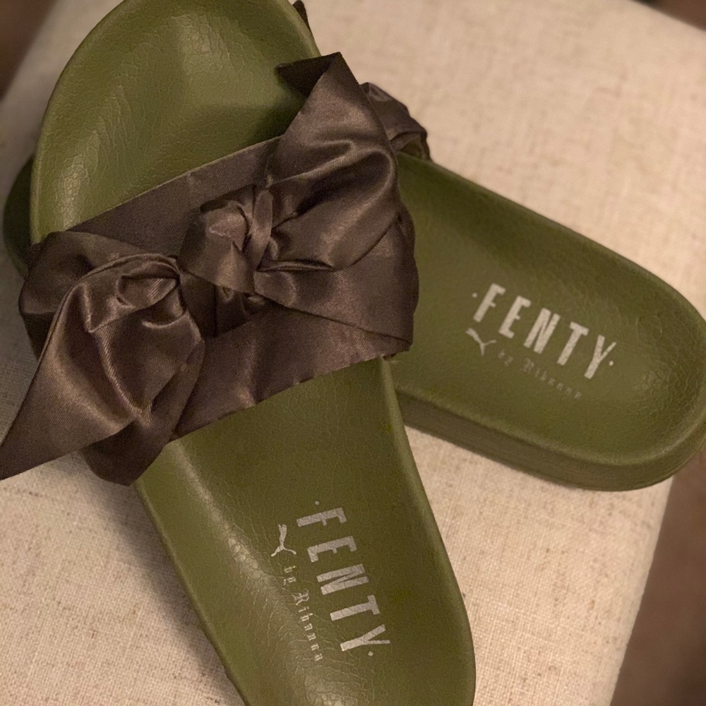 Fenty slides